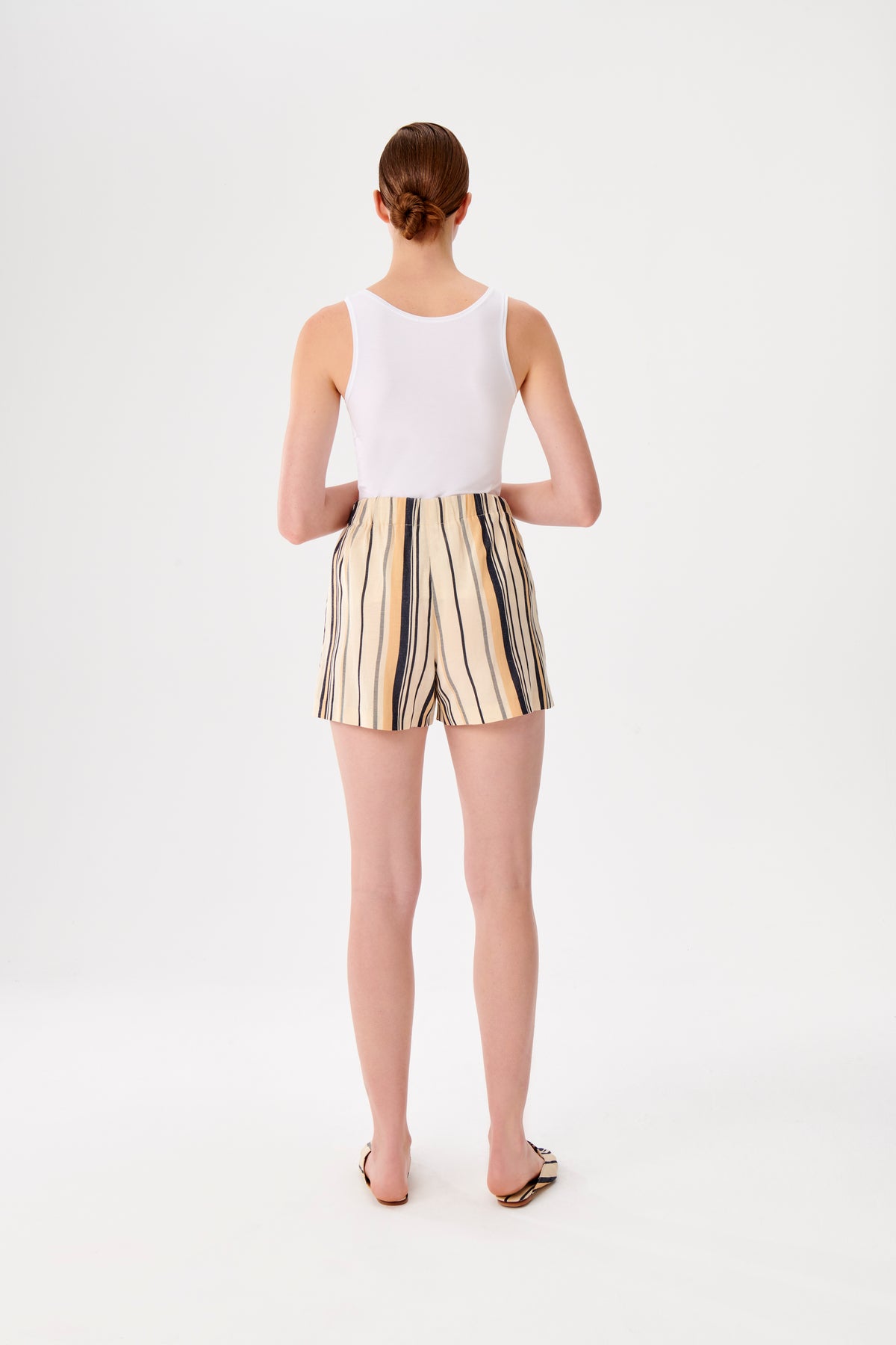 Elastic Waist Detailed Antibes Kutnu Shorts