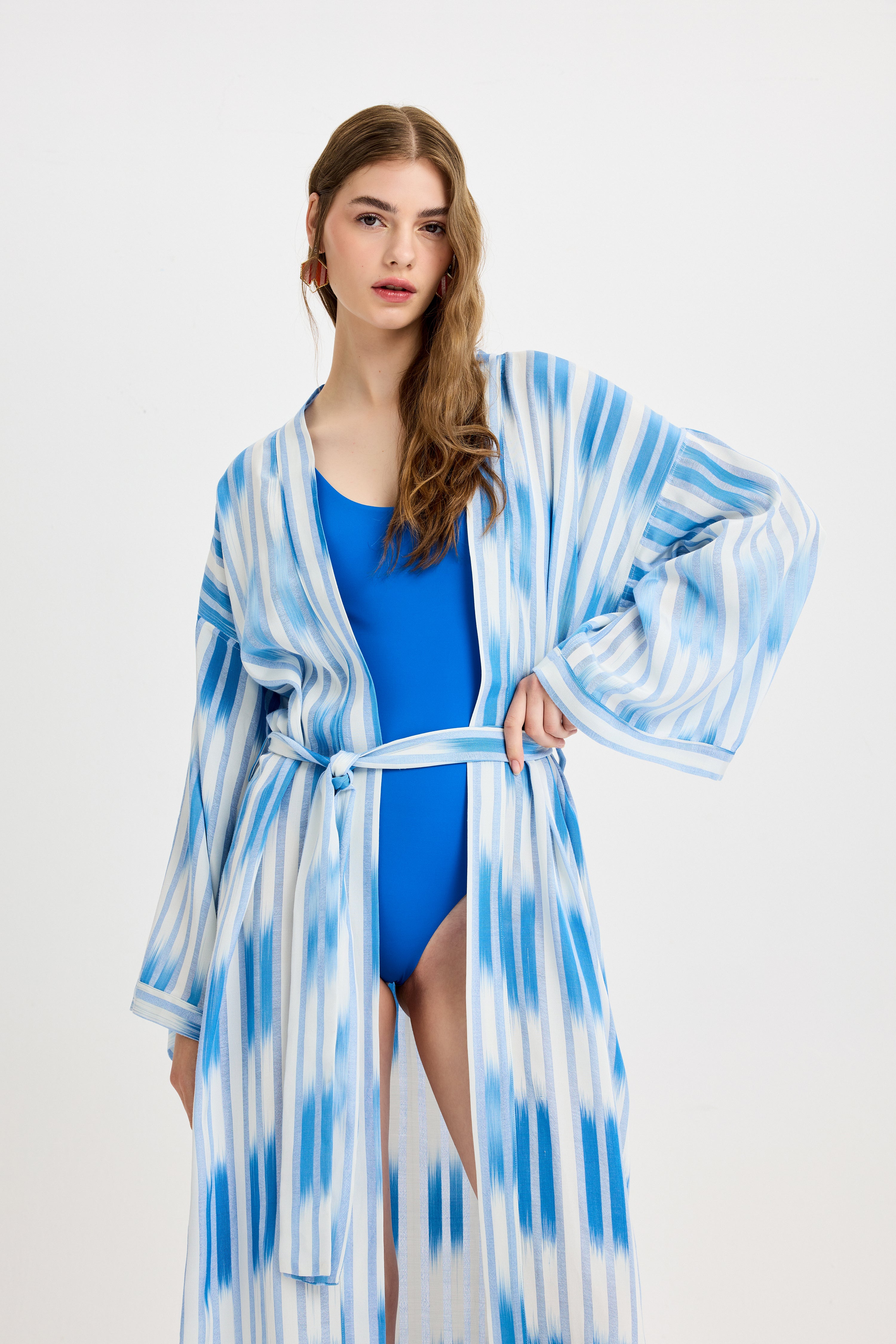 Mavi Bağlama Detaylı Kutnu Kimono