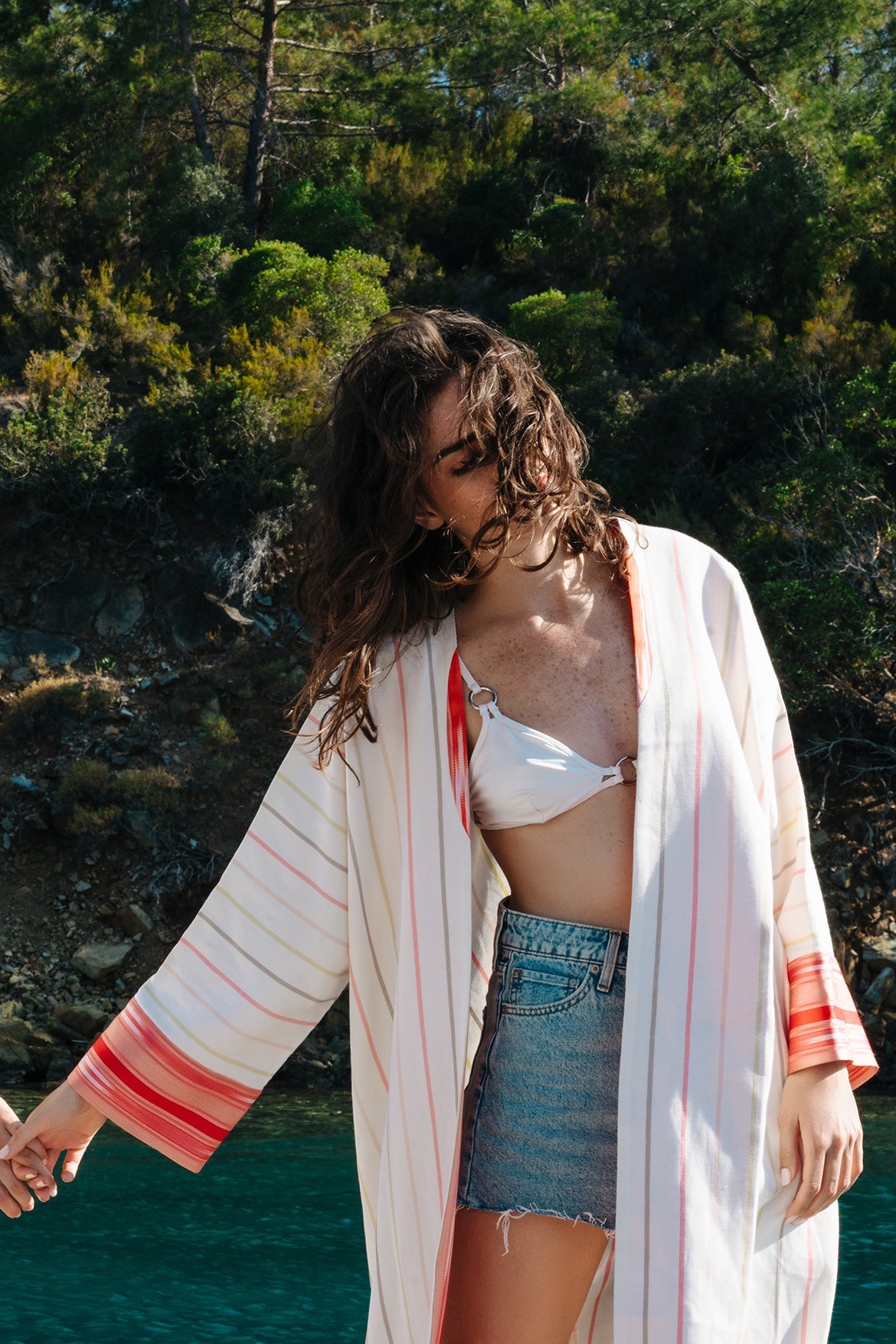 V Yaka Krem Çizgili Kimono